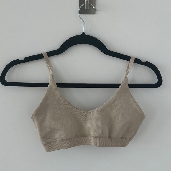CSB x Isabelle Mathers active wear top - Picture 1 of 2